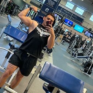 Meet your Posher, Matthew